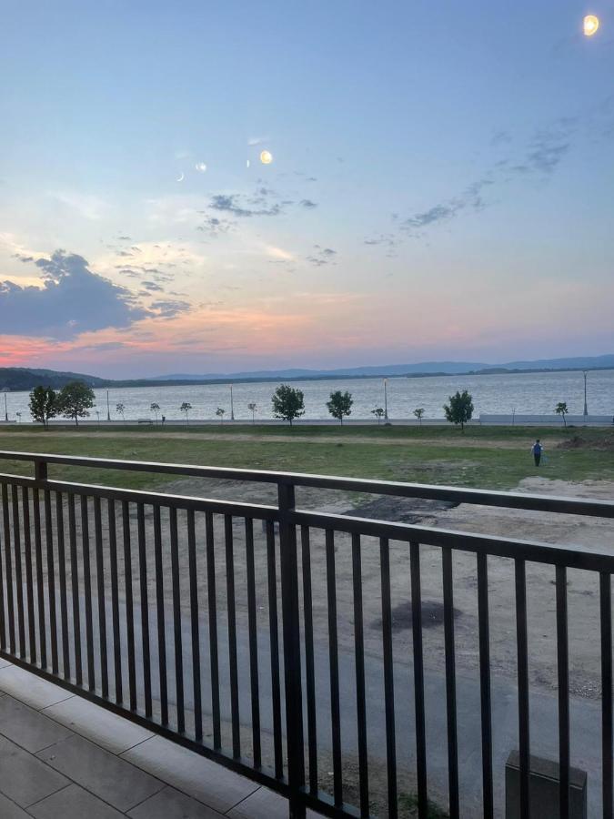Sun And River Apartments Golubac Exterior foto